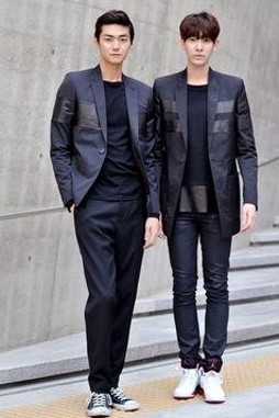 揭秘娱乐圈吃瓜热潮：从舆情风暴到网友欢乐场