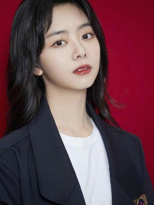 从影帝到吃瓜达人：娱乐圈背后的真实日常揭秘